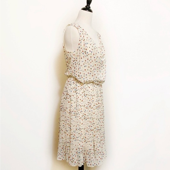 ModCloth Ivory Heart Print Pleated Dress - Picture 2 of 7